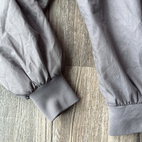 Members Only Jacket Gray Mobil Jacket Vintage Zip Up Size 44 - Picture 14 of 14